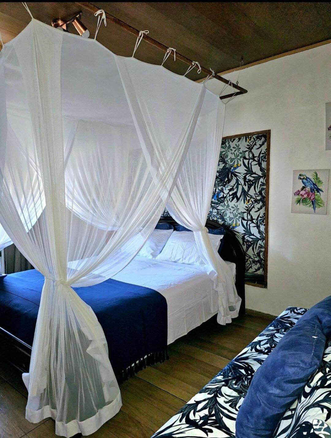 Casa de férias Belissima Casa 2 Beira Mar Em Com Piscina, Pe Na Areia